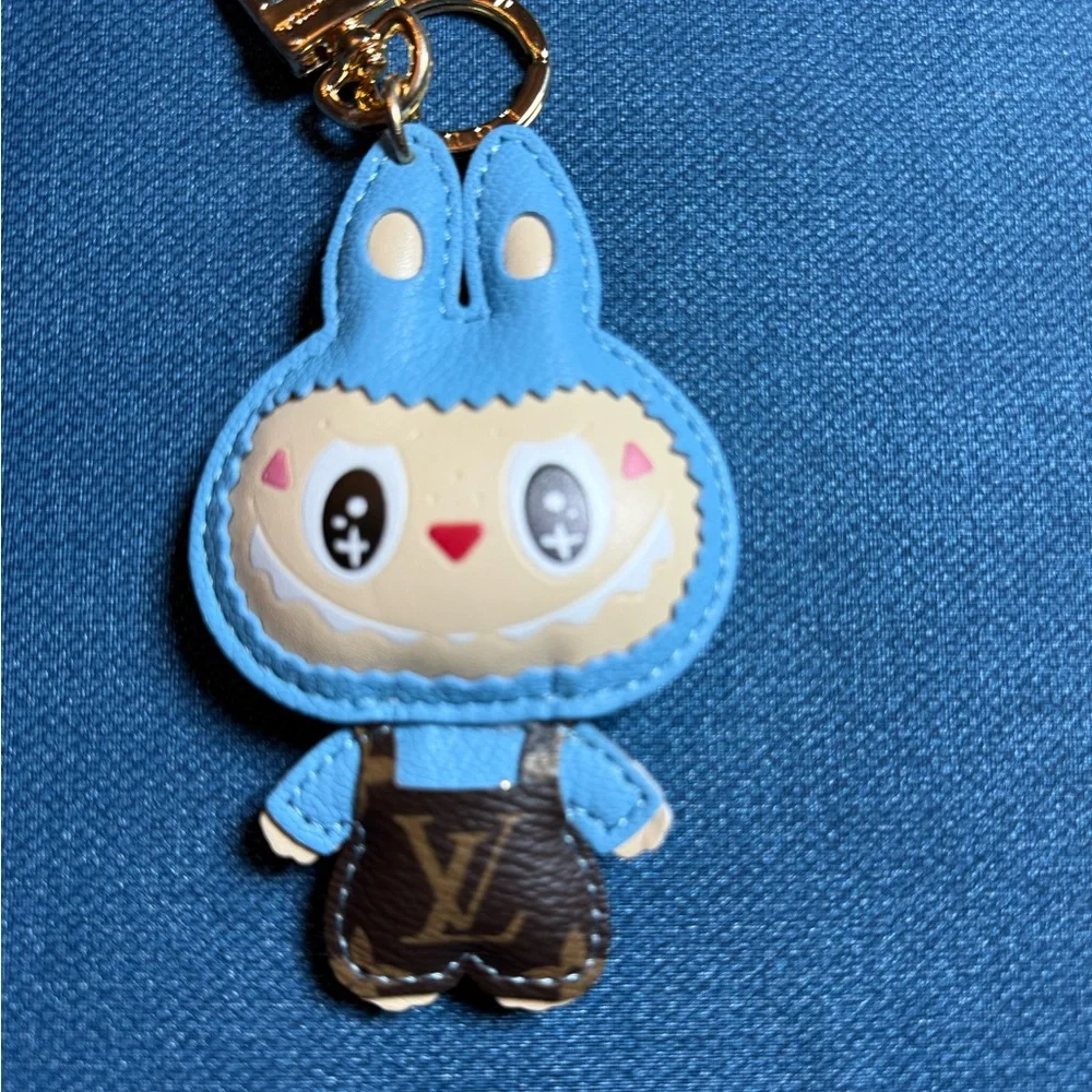 n/a keychain featuring